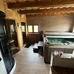 Tatil Evi Wellness Se Saunou A Virivkou 1 Žirovnice