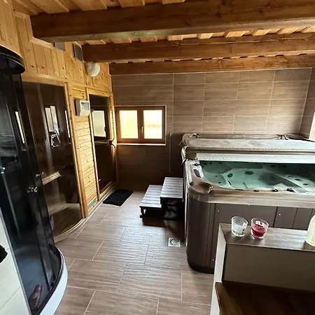 Дом отдыха Wellness Se Saunou A Virivkou 1 Zirovnice