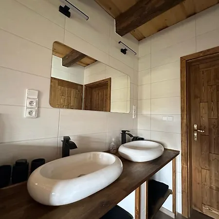 Wellness Se Saunou A Virivkou 1 *